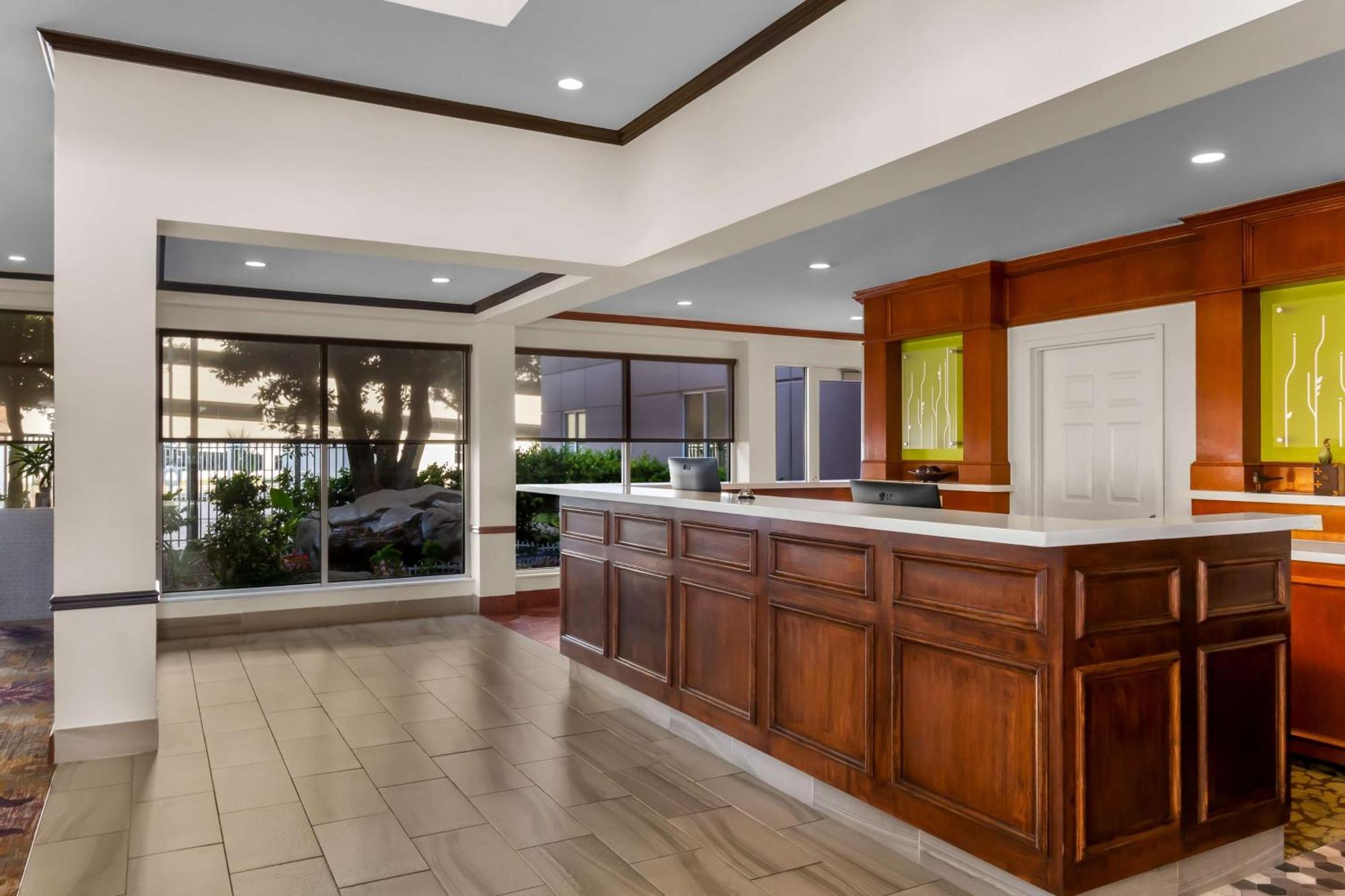 Acp Hotel Houston Westchase, Mod Collection By Sonesta Exterior foto